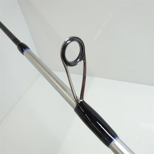 碧ＩＵＳ－７０ＬＳ／ＬＧ